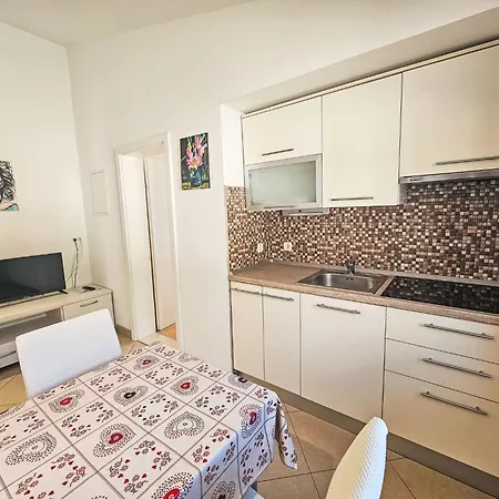 Apartamento Petra-3 By Interhome *